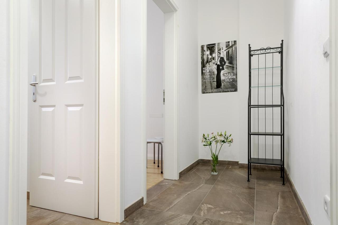 Newton-Appartement Mit 3 Schlafzimmern Berlim Exterior foto