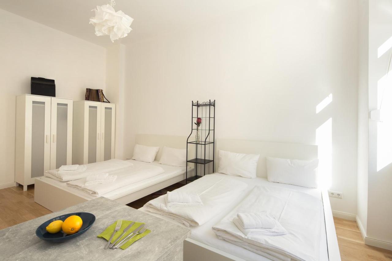 Newton-Appartement Mit 3 Schlafzimmern Berlim Exterior foto