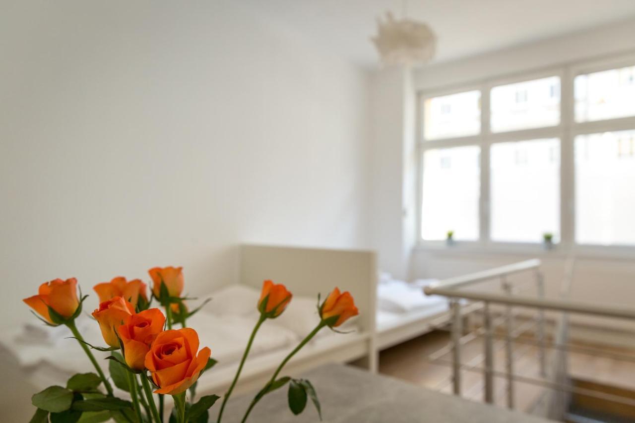 Newton-Appartement Mit 3 Schlafzimmern Berlim Exterior foto